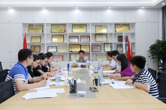 广西师范大学校团委党支部召开2019年第五次理论学习会