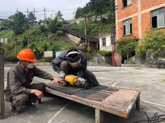 华锡集团铜坑矿团委开展岗位练兵助力降本增效