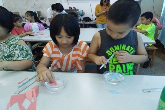 广西师范大学蒲公英科技·教育传播团队开展暑期科技夏令营活动之指南山水寻物理