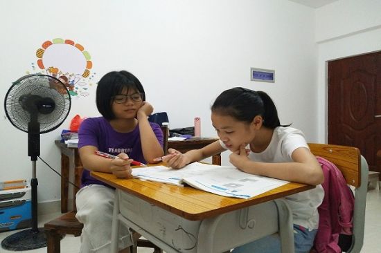 广西师范大学数学与统计学院大学生课业辅导团开展第一期志愿教学活动