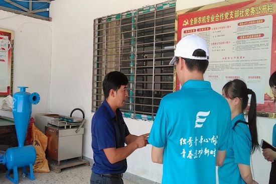 广西师范大学兴安县崔家乡挂职队开展富硒大米生产状况调研活动