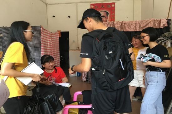 广西师范大学数学与统计学院电商兴农调研小分队开展“电商兴农”主题调研活动