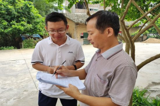 广西师范大学数学与统计学院广西农村环境综合治理调查队开展乡村振兴背景下的暑期实践