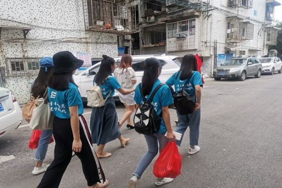 广西师范大学团委挂职二队“助力扶贫攻坚工作”活动