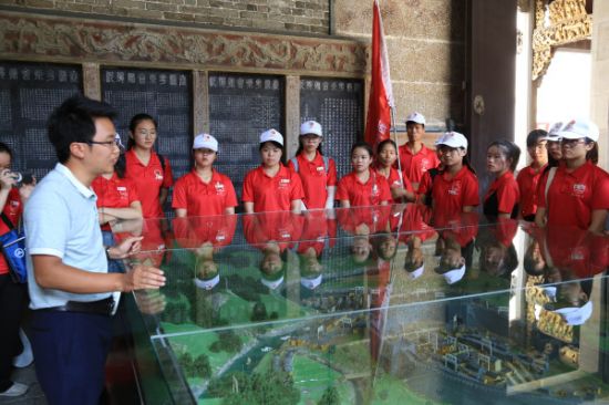 广西师范大学“青春家国梦，独秀家国行”历史成就观察团走进红色革命基地，探索历史革命精神