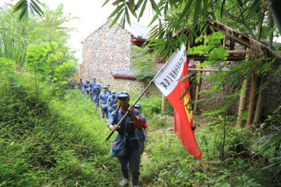 广西师范大学“青春家国梦，独秀家国行”历史成就观察团走进红色革命基地，探索历史革命精神