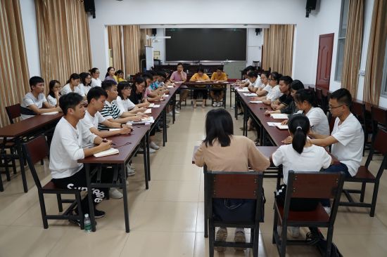 隆安县举办2019年西部计划志愿者岗前培训班