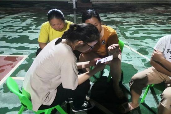 科技助梦乡村行 ——广西师范大学“爱·回家”服务队系列志愿活动