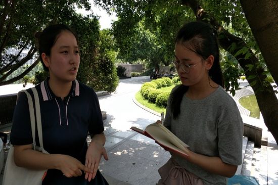 广西师范大学文学院/新闻与传播学院“红岩·红色之旅”调研小组在重庆市沙坪坝区歌乐山镇开展调研