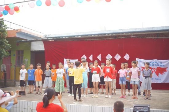 广西师范大学环境与资源学院心翼团队开展暑期乡村夏令营支教活动