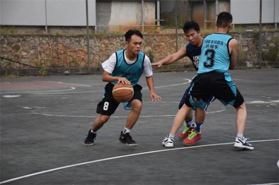 广西师范大学马克思主义学院顺利举办2019级“新生杯”篮球赛