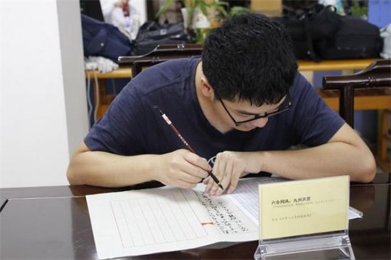 馆藏瑰宝,纸上春秋——广西师范大学育才图书馆展开迎校庆古籍珍品实物展