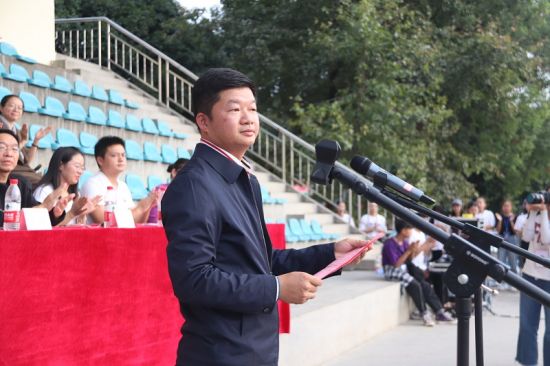 广西师范大学职业技术师范学院/健康管理学院举行2019年田径运动会闭幕式