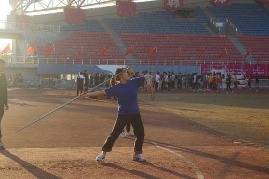 广西师范大学经济管理学院校运会赛前训练顺利开展