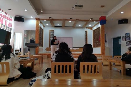 广西师范大学韩语爱好者协会成功举办基础韩语发音及语法教学活动