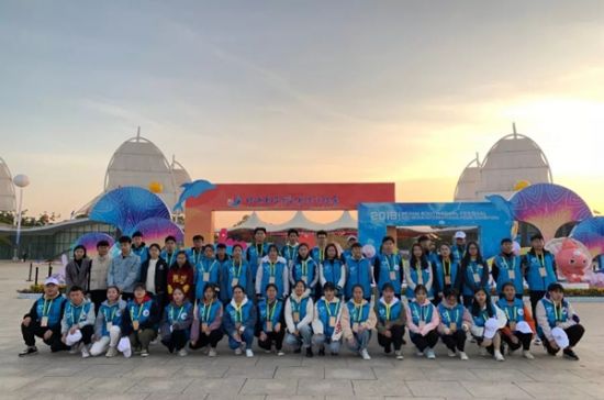 志愿服务更添南珠之光——北海青年志愿者倾力服务南珠节活动