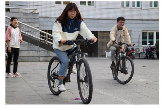 广西师范大学举办2020年元旦游园活动