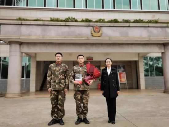 团百色市委开展2020年迎新春看望慰问活动