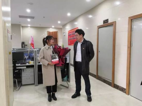 团百色市委开展2020年迎新春看望慰问活动