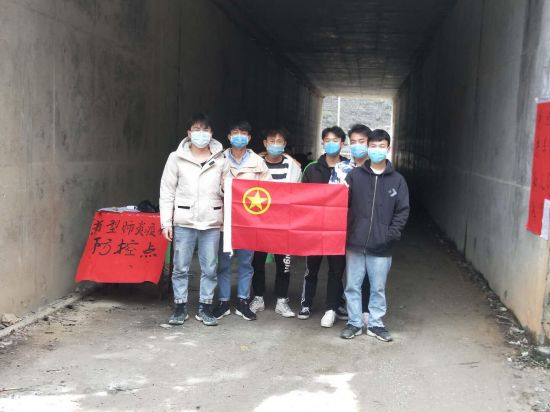 青春的力量！隆安青年志愿者敢于“战”在农村防疫一线