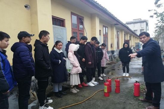 广西师范大学历史文化与旅游学院开展期末校园安全教育活动