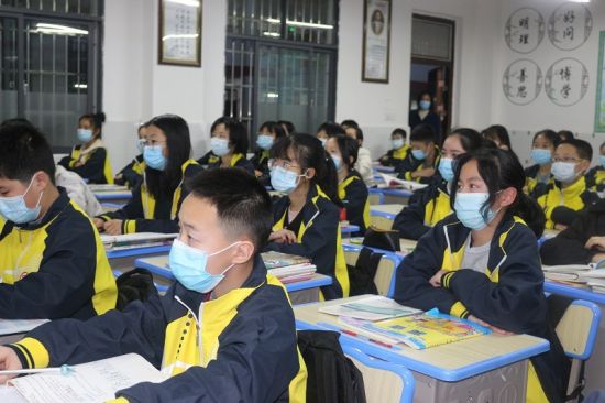 青春五四 | 广西师范大学第六届研支团资源分团在支教地开展“红色教育活动，奏响五四青春赞歌”主题系列活动