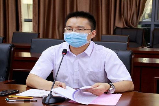 广西师范大学召开研究生支教团工作座谈会