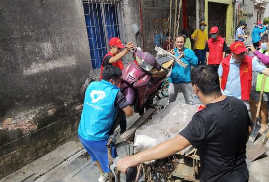 志愿服务丨冲刺　“双创”　不停歇