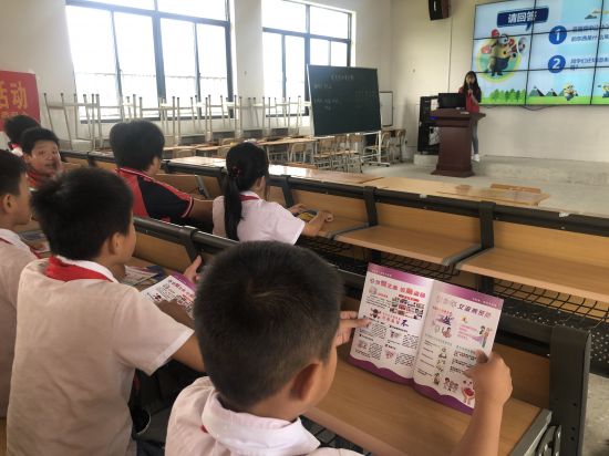 团柳江区委 | 禁毒宣传进校园 普法教育促成长