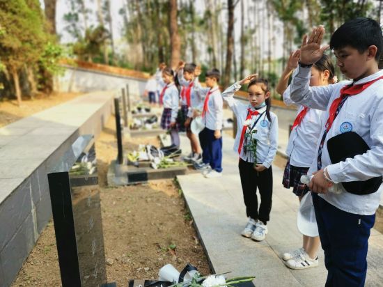 团柳江区委 | 传承红色基因，缅怀革命先烈