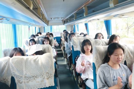 广西师范大学团委组织开展“请党放心，强国有我”主题团日活动